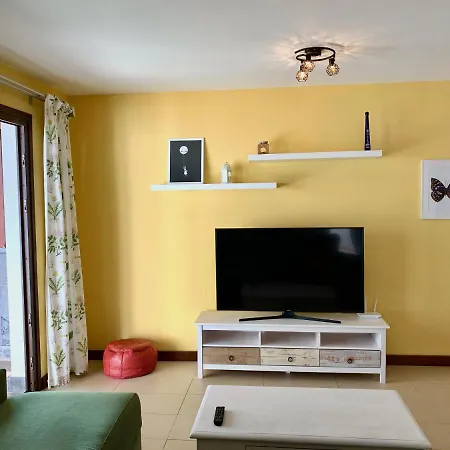 Apt. Con Terraza Solarium De 70m2 - Acceso Directo A Piscina Apartment *